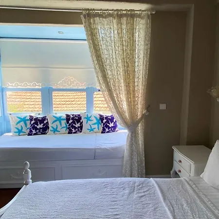 فندق مبيت وإفطار ميزون دازور