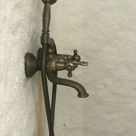 Maison D'azur 2*