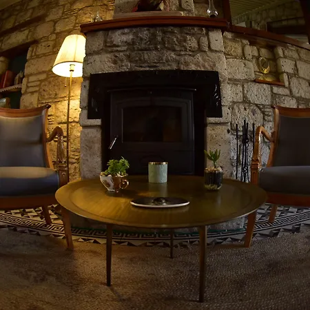 Maison D'azur 알라카티