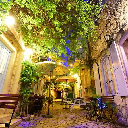 Maison D'azur B&B 알라카티