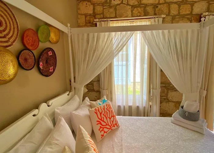 Maison D'azur Bed & Breakfast