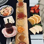 Maison D'azur B&B 4*