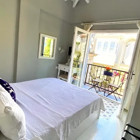 Maison D'azur Отель типа 