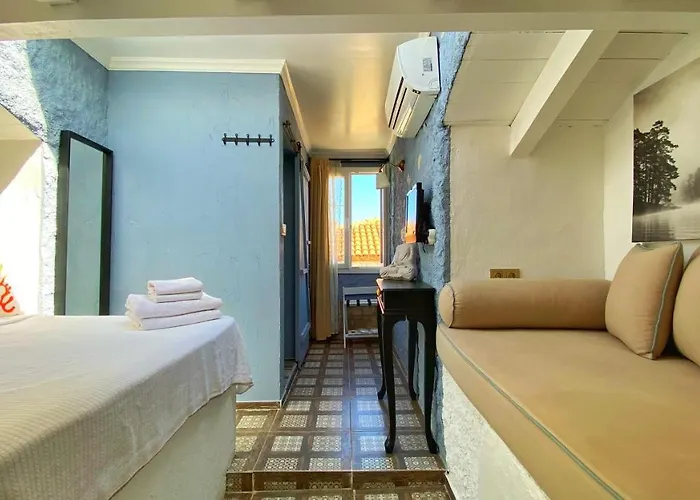 Maison D'azur Bed & Breakfast Alaçatı